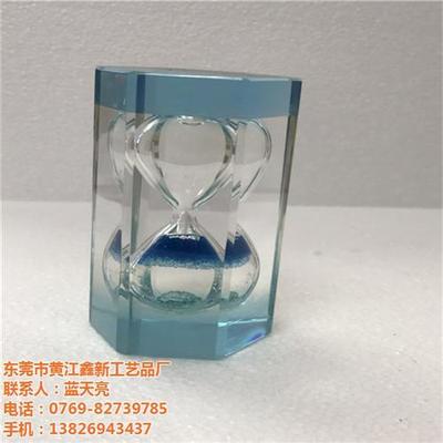 東莞市黃江鑫新工藝品廠 專注于工藝美術(shù)品、金屬與塑料制品制造